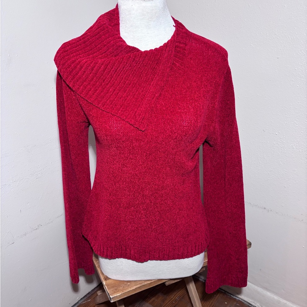 Derek Heart Split Collar Red Sweater